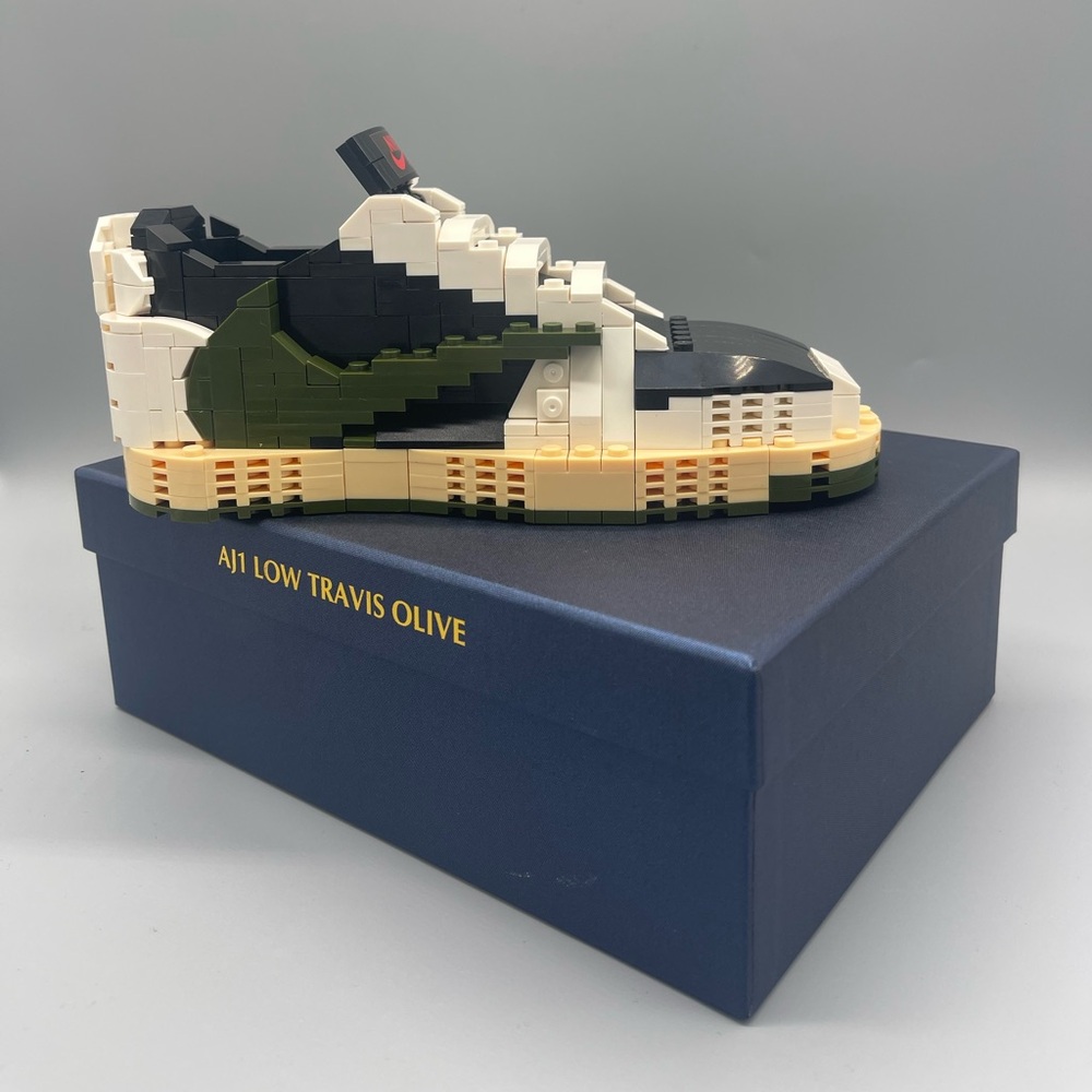 Nike Air Jordan 1 x Travis Scott Low ‘Olive’ Kick Brick Set